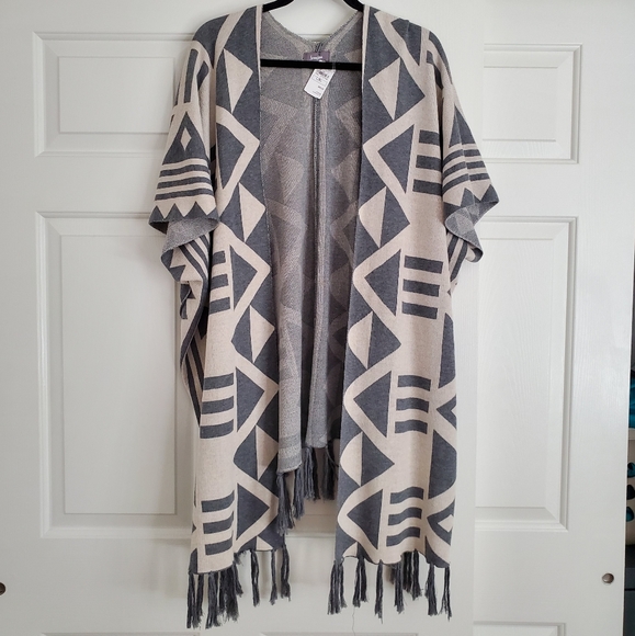 Neiman Marcus Sweaters - Neiman Marcus Sweater